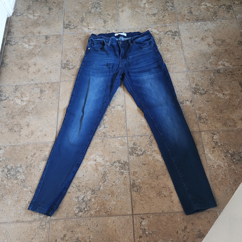 Classic Indigo Skinny Jeans for Women